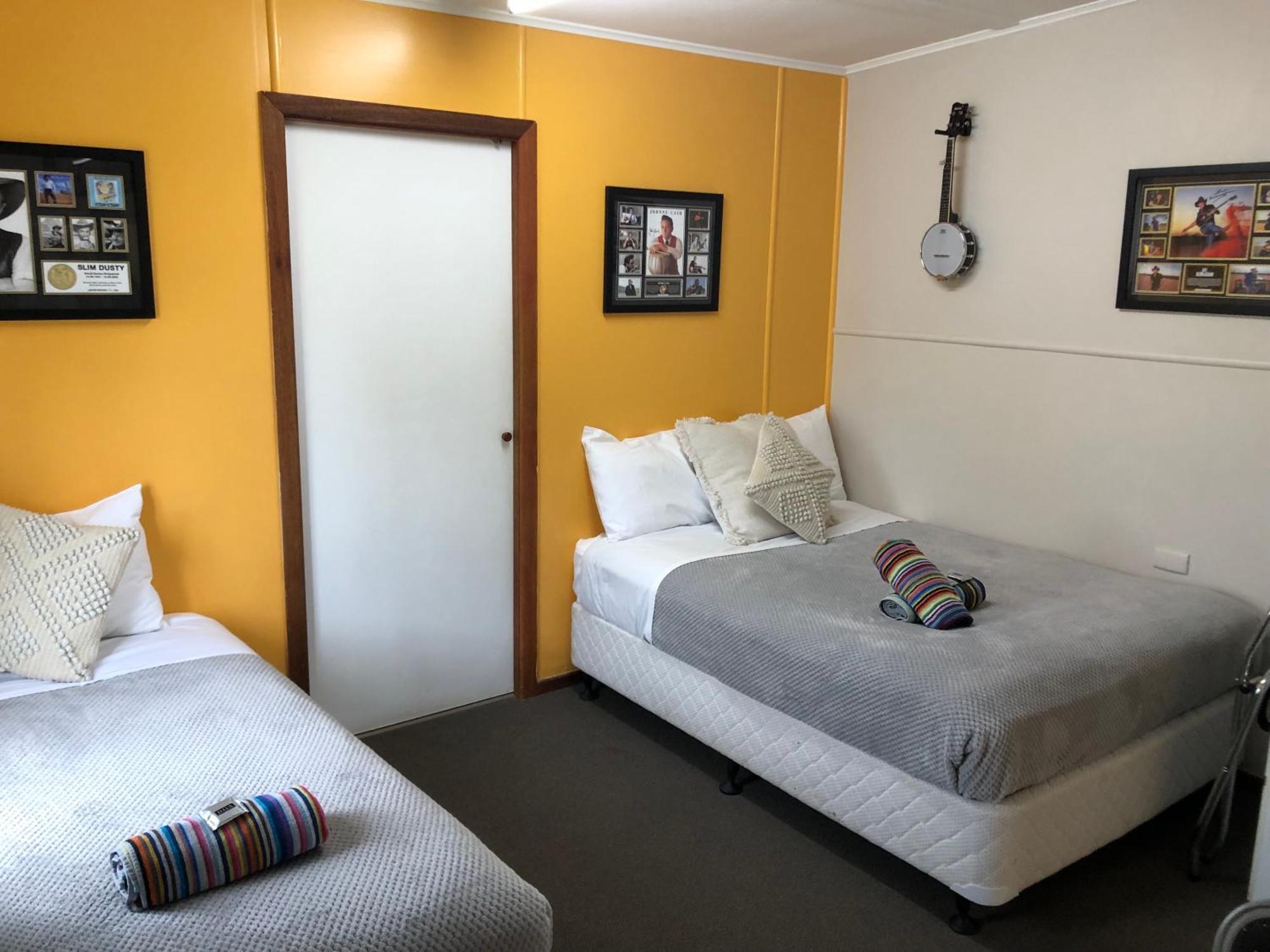 Acacia Motel Chinchilla Dış mekan fotoğraf